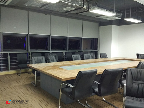 1300平辦公室裝修改造會議室如何設計